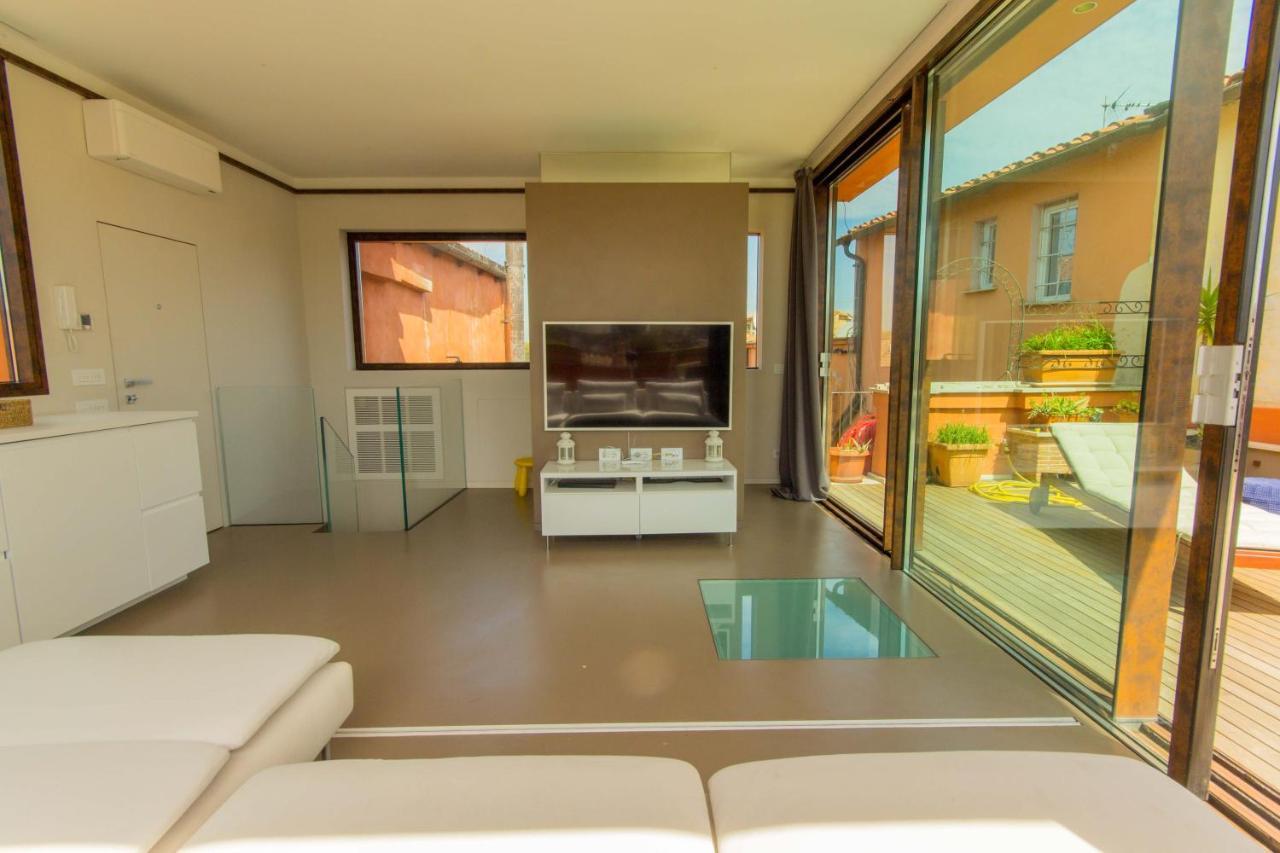 Pelliccia 11 Trastevere Penthouse Rome Exterior photo